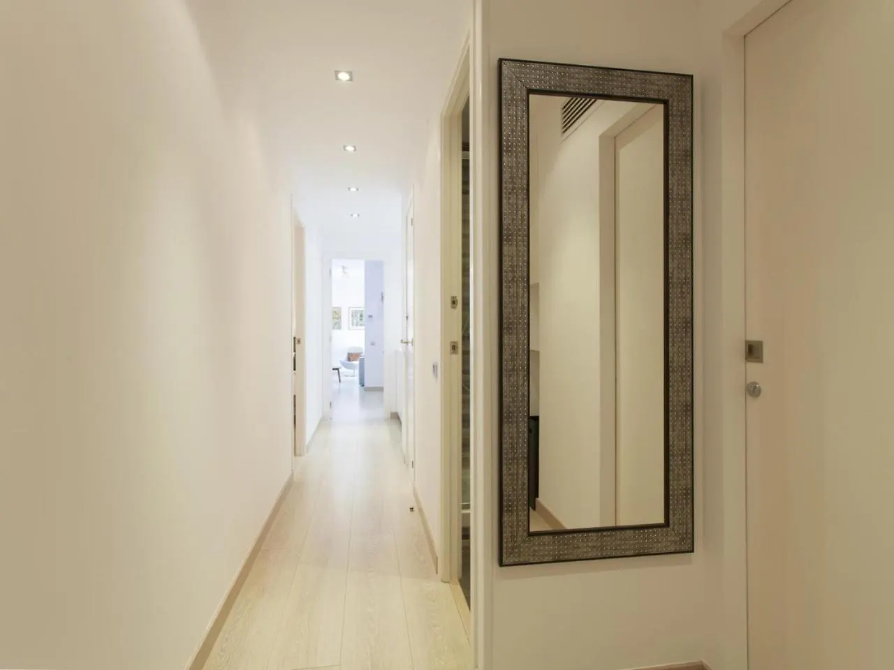 Corsega Apartment Barcelona Spanien